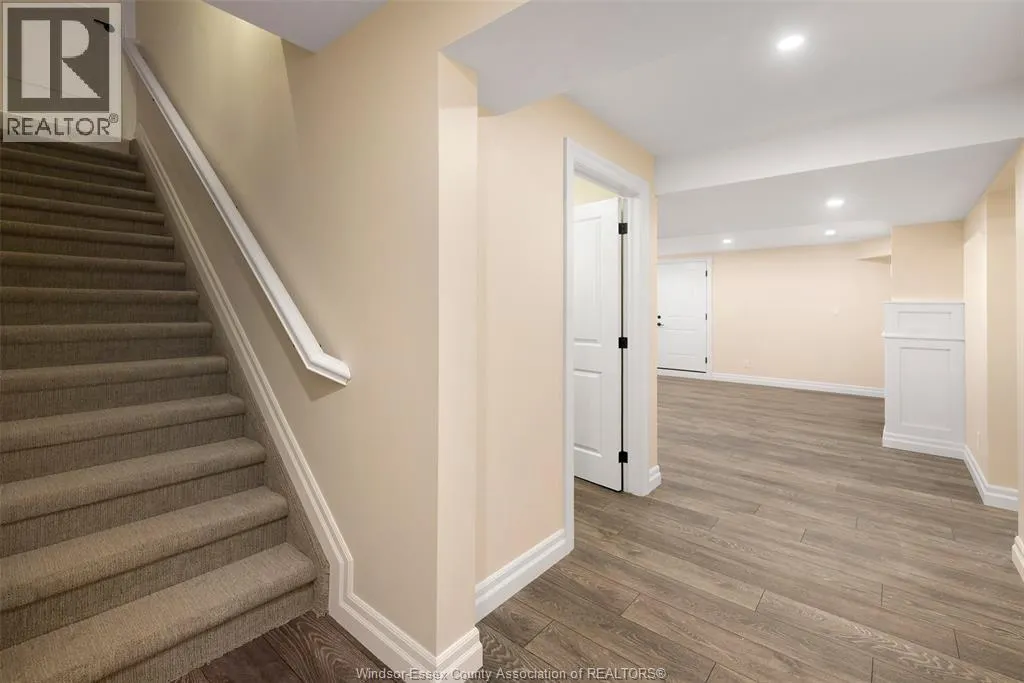 53 BELLEVIEW