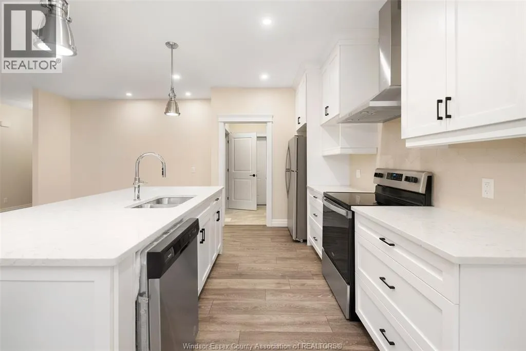 53 BELLEVIEW