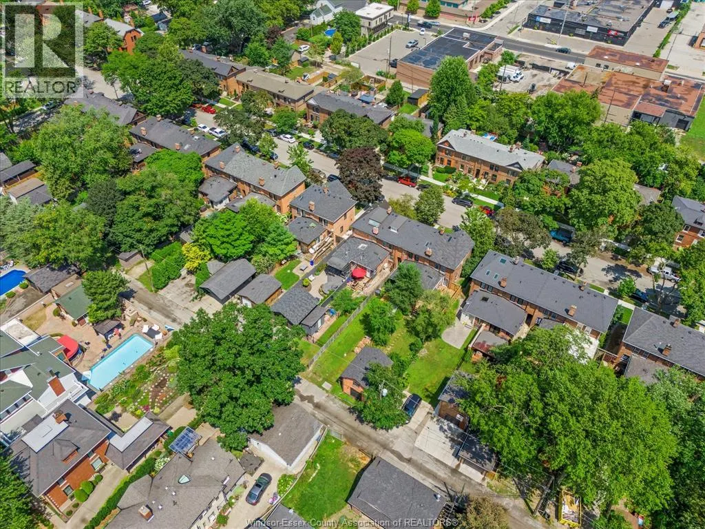 859 MONMOUTH