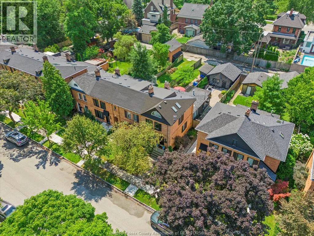 859 MONMOUTH