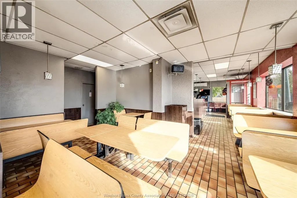215 GRAND AVENUE West