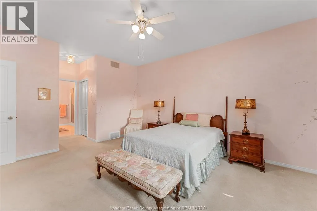4689 EAGLE CRESCENT
