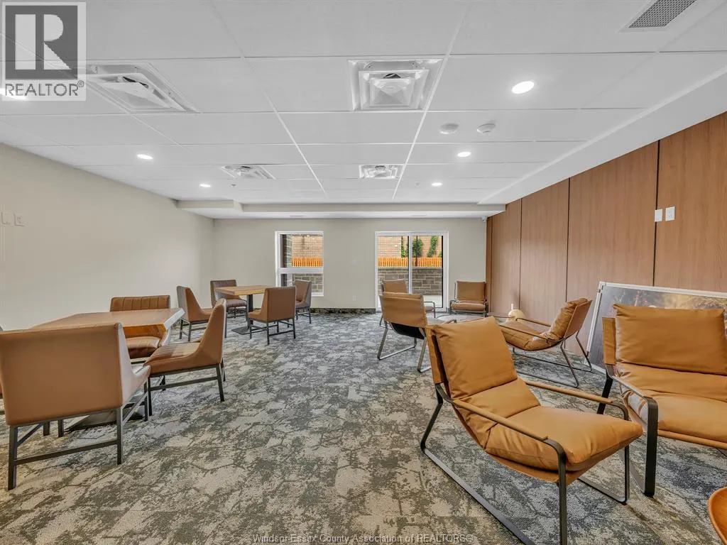 11646 TECUMSEH ROAD East Unit# A2