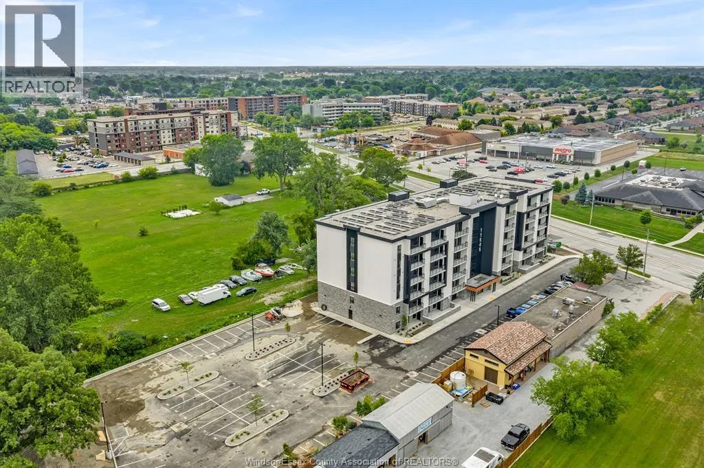 11646 TECUMSEH ROAD East Unit# A2
