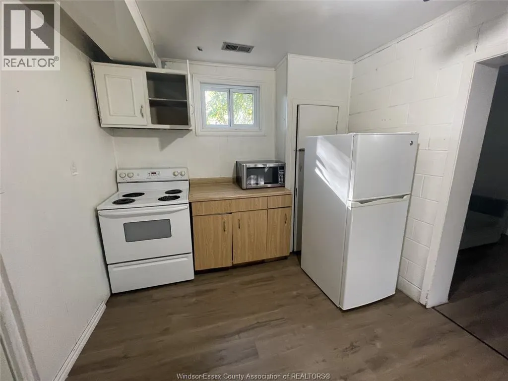 937 BRIDGE AVENUE Unit# LOWER