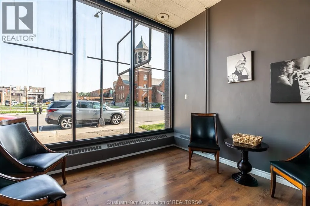 146 Wellington STREET West Unit# 1