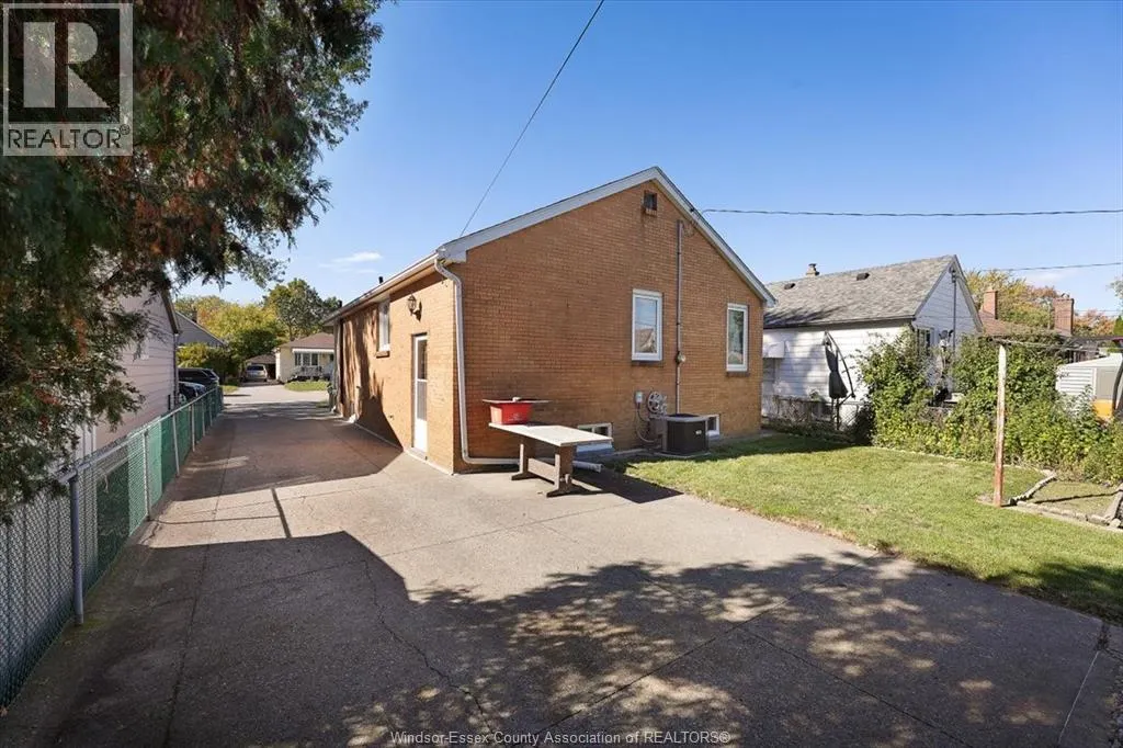 2478 MEIGHEN ROAD