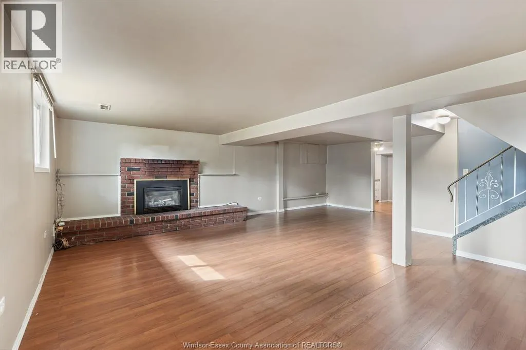 10540 PALMS CRESCENT
