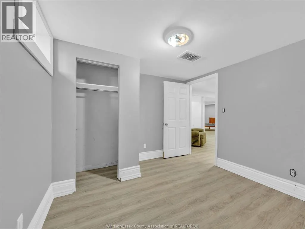 3225 WALKER ROAD