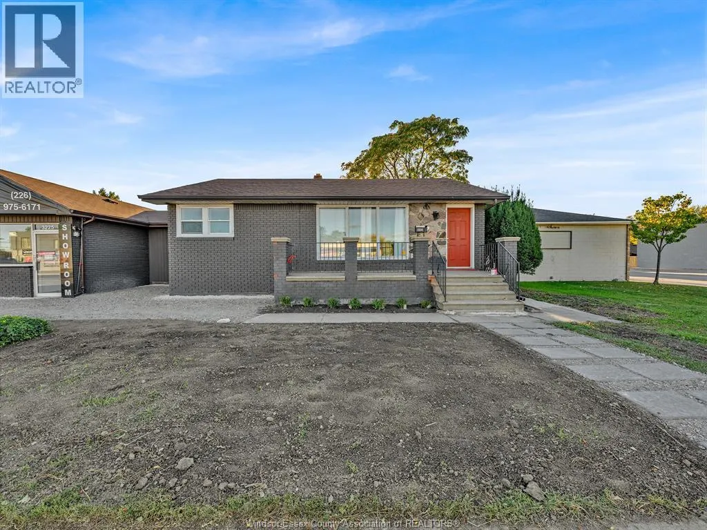 3225 WALKER ROAD