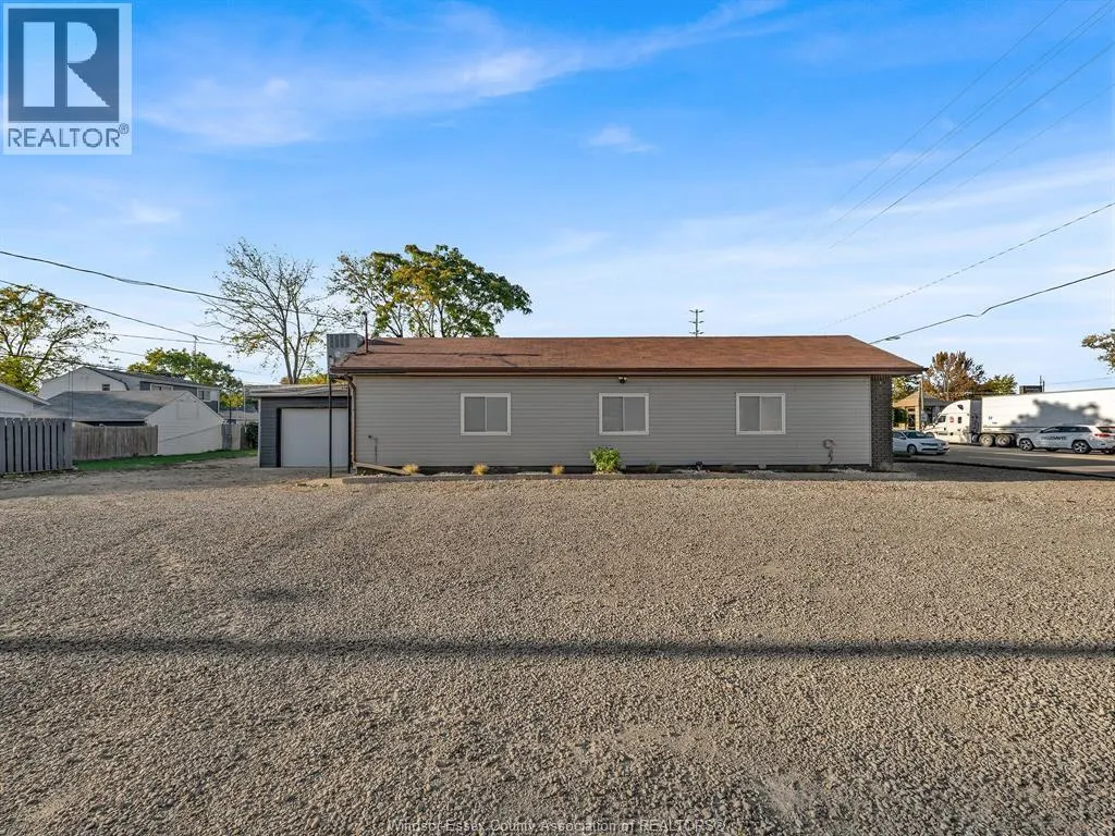 3225 WALKER ROAD
