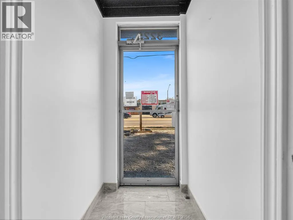 3225 WALKER ROAD