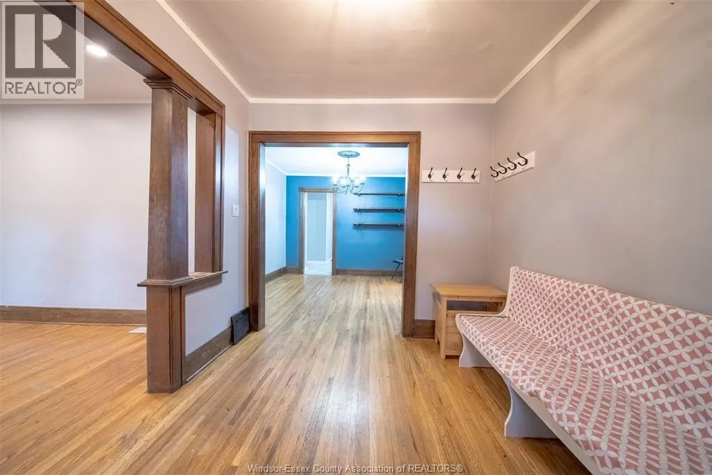 1157 GLADSTONE AVENUE