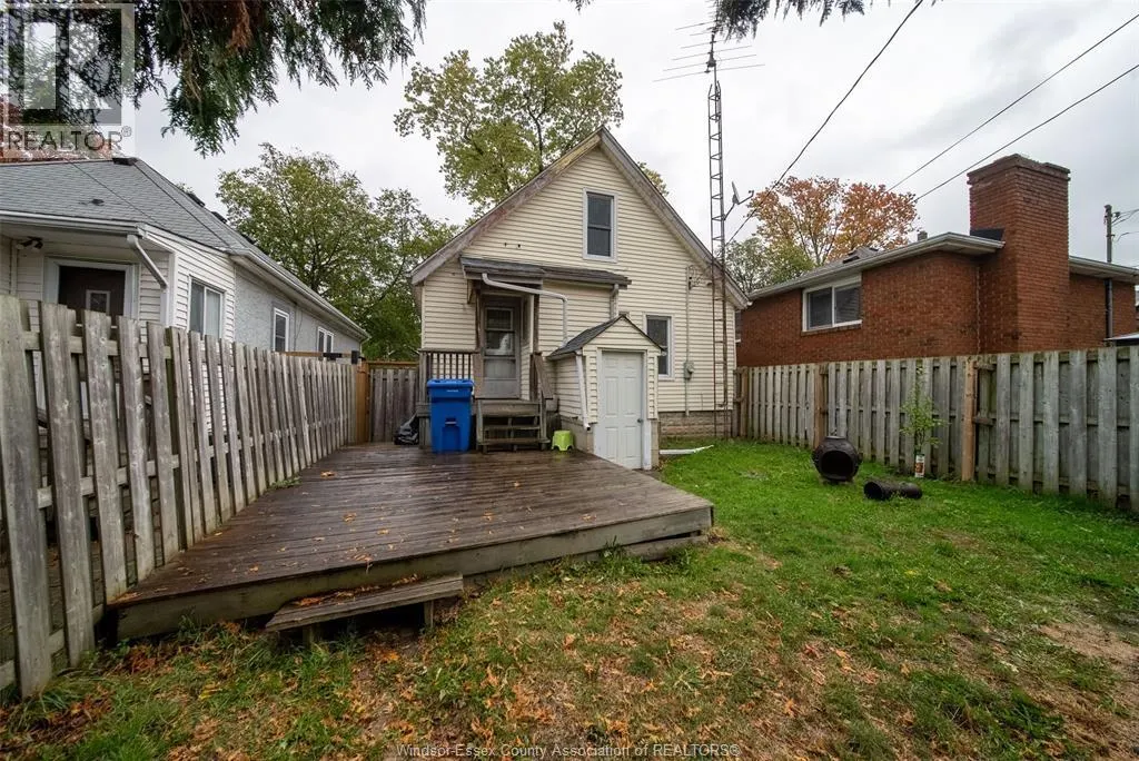 1157 GLADSTONE AVENUE