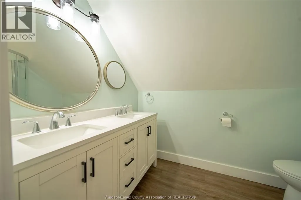 1157 GLADSTONE AVENUE