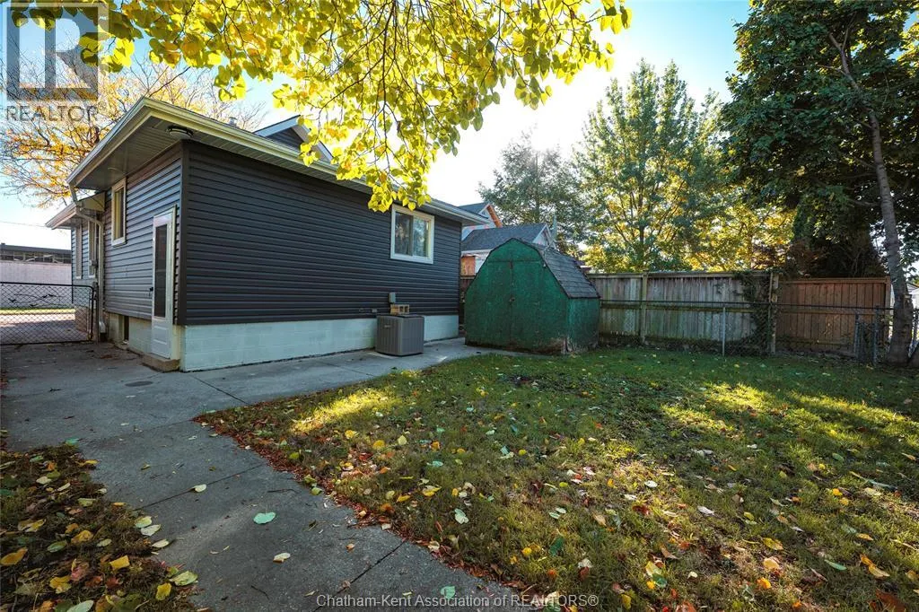 1525 WINDERMERE ROAD