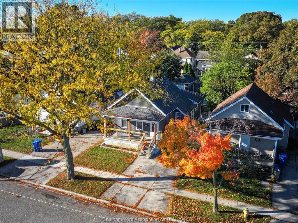 1525 WINDERMERE ROAD
