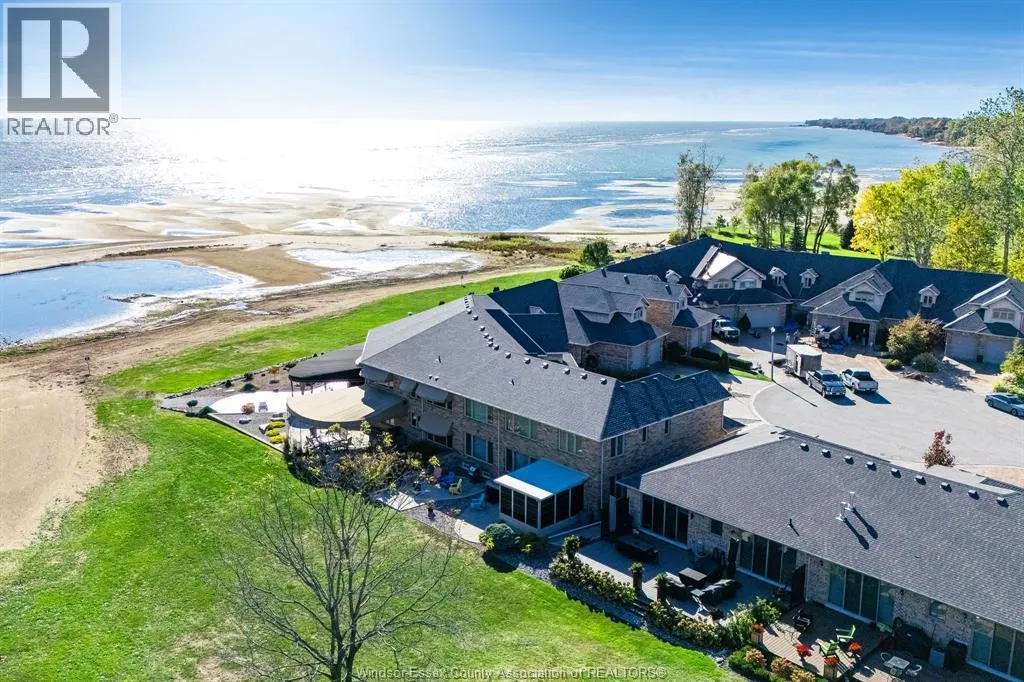 7 Mettawas LANE
