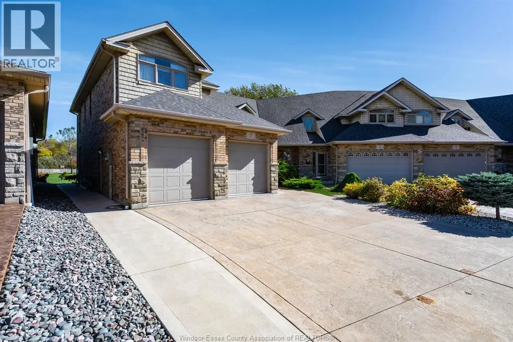 7 Mettawas LANE