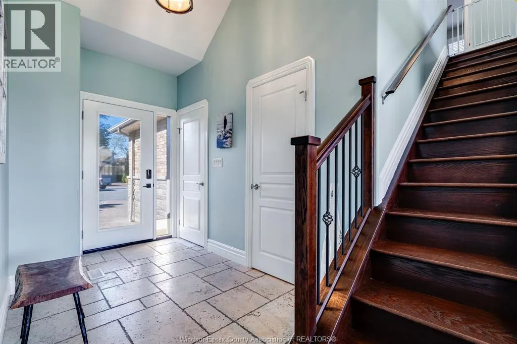 7 Mettawas LANE