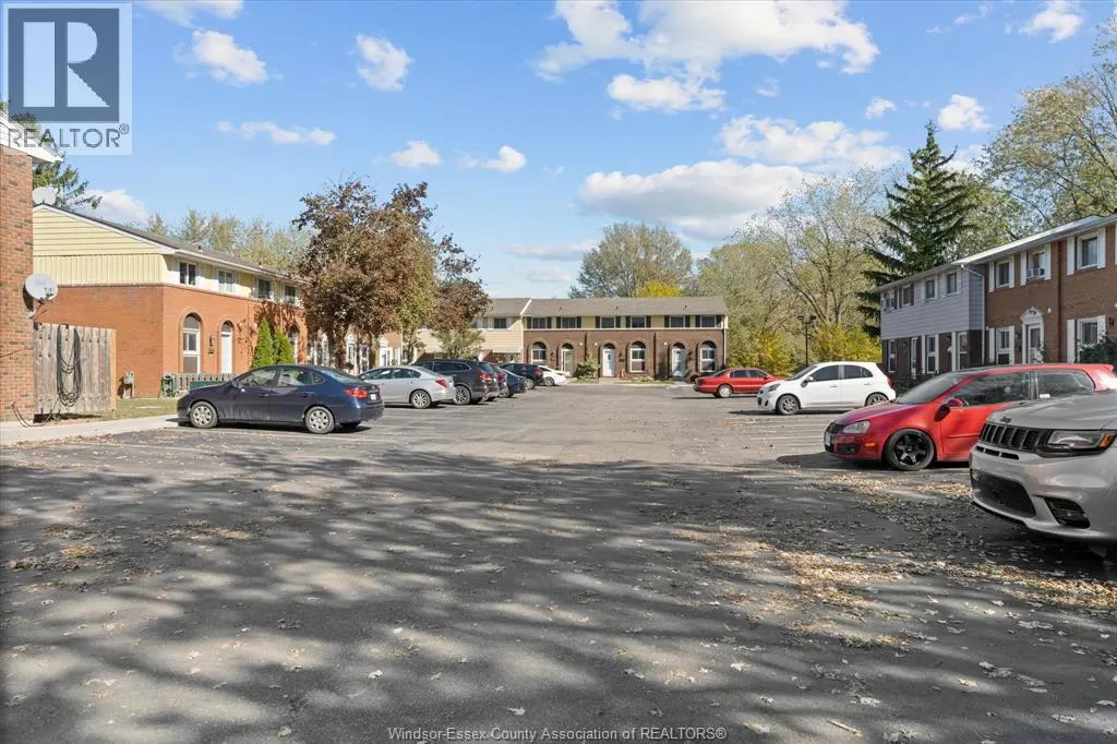 2960 MEADOWBROOK LANE Unit# 2