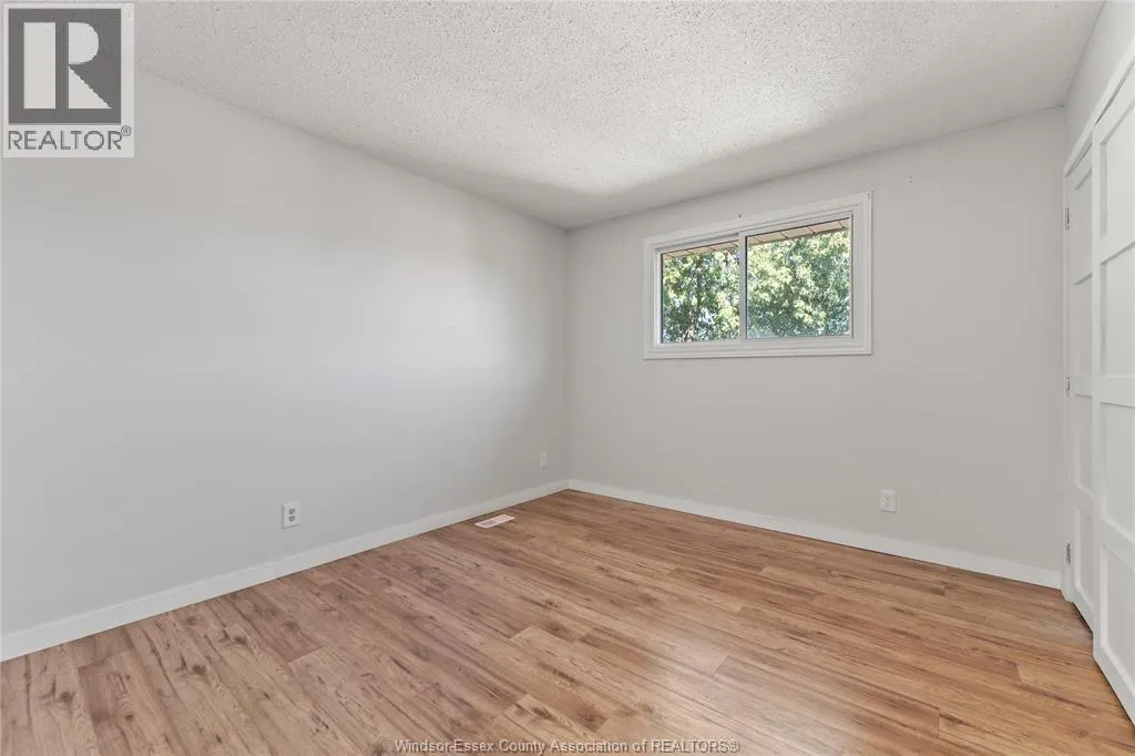 1626 COURTLAND CRESCENT