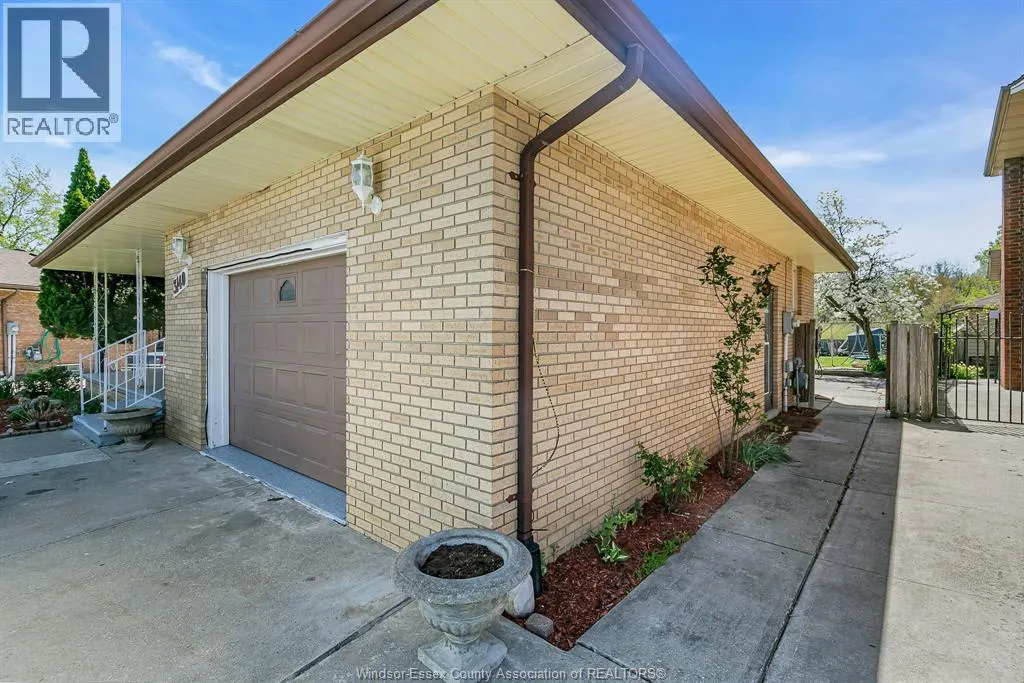 3140 FAZIO DRIVE