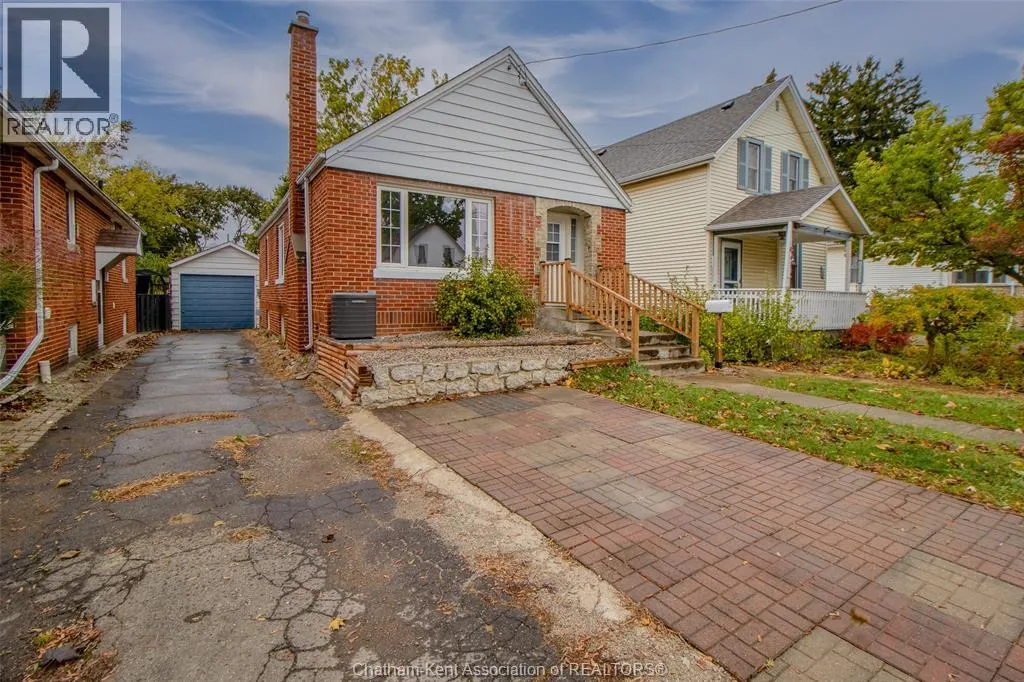 33 Wilson AVENUE