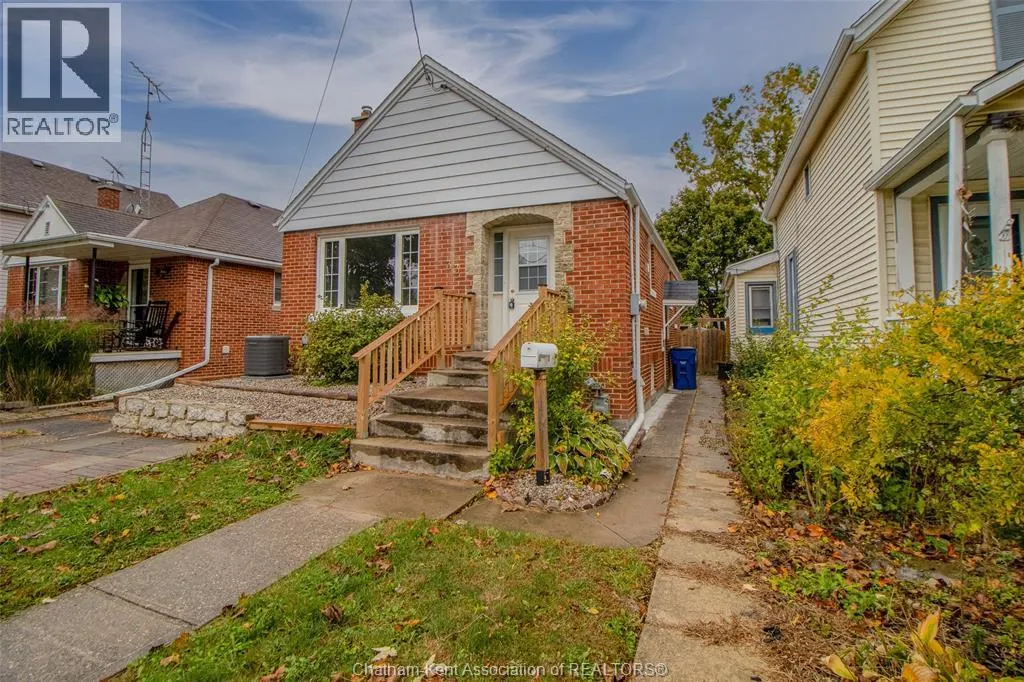 33 Wilson AVENUE