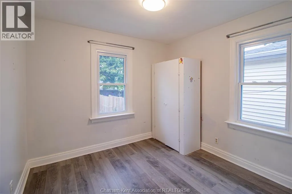 33 Wilson AVENUE