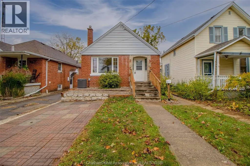 33 Wilson AVENUE