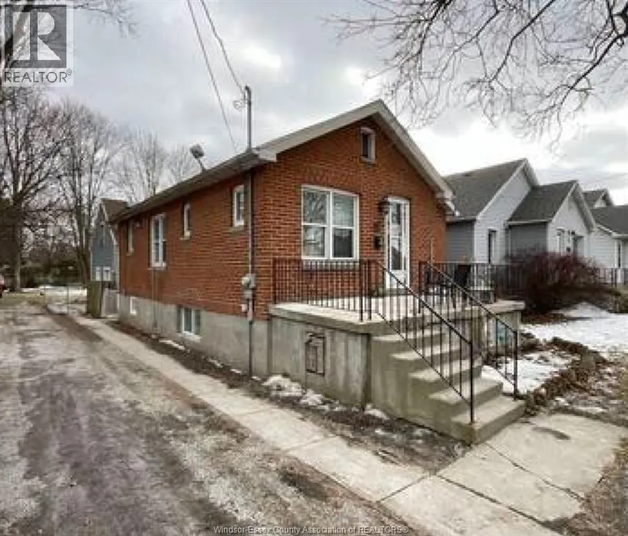 36-38 MCNAUGHTON AVENUE East