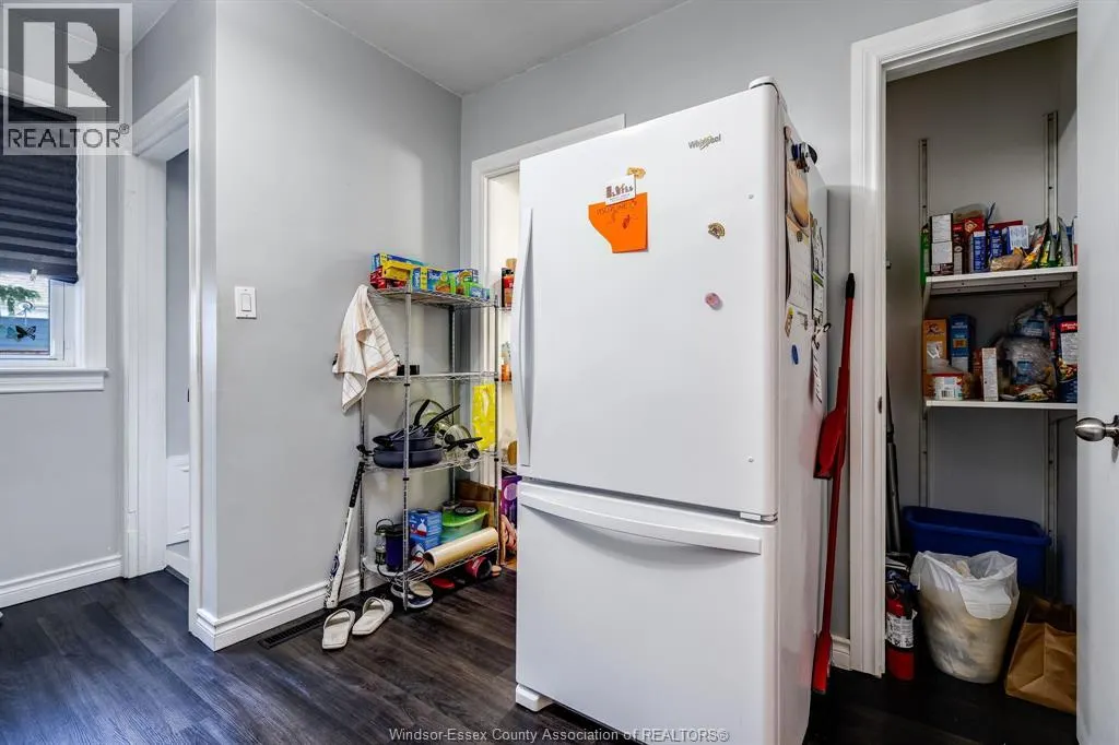 6245 Wyandotte STREET East