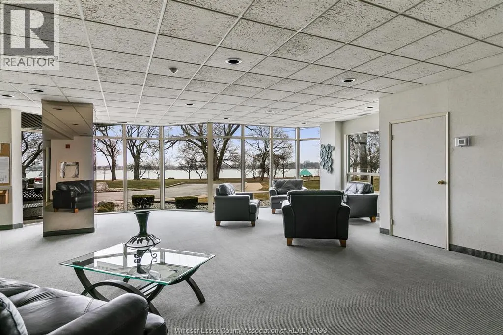 3601 RIVERSIDE East Unit# 1203