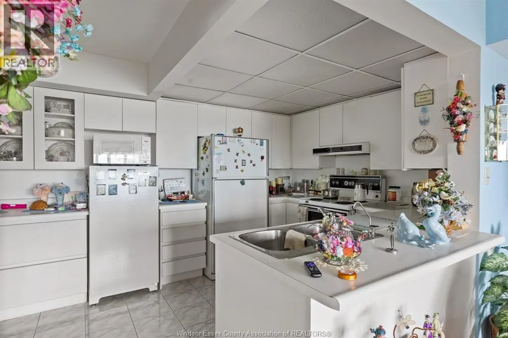 3601 RIVERSIDE East Unit# 1203