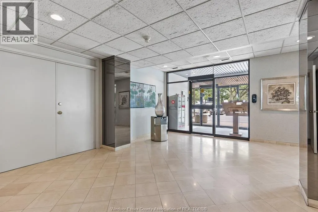 3601 RIVERSIDE East Unit# 1203