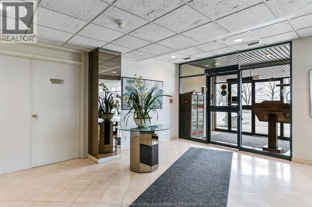 3601 RIVERSIDE East Unit# 1203