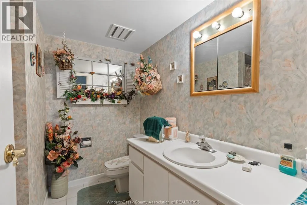 3601 RIVERSIDE East Unit# 1203