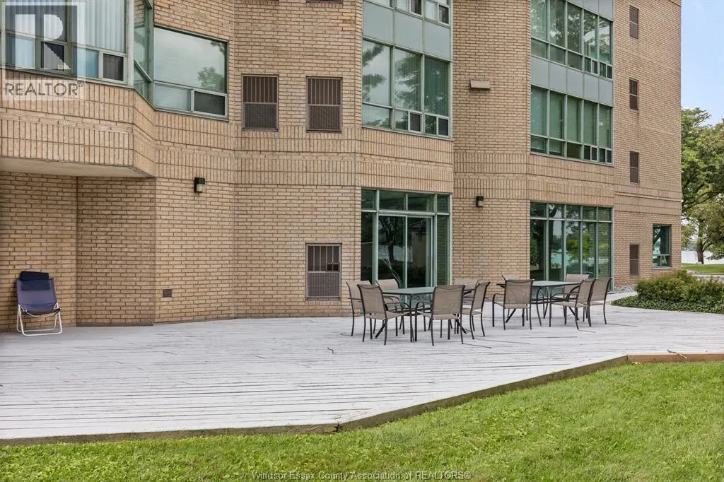 3601 RIVERSIDE East Unit# 1203