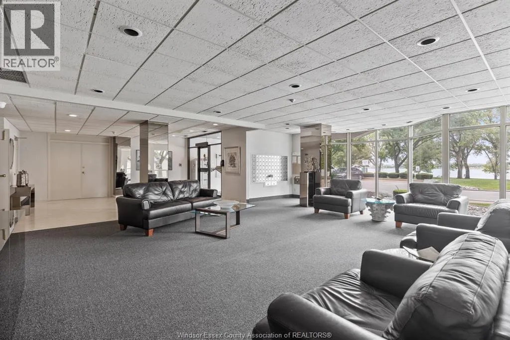 3601 RIVERSIDE East Unit# 1203