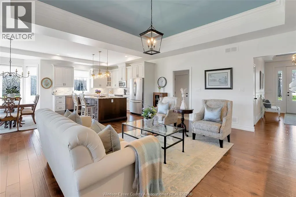 554 GOLD COAST DRIVE