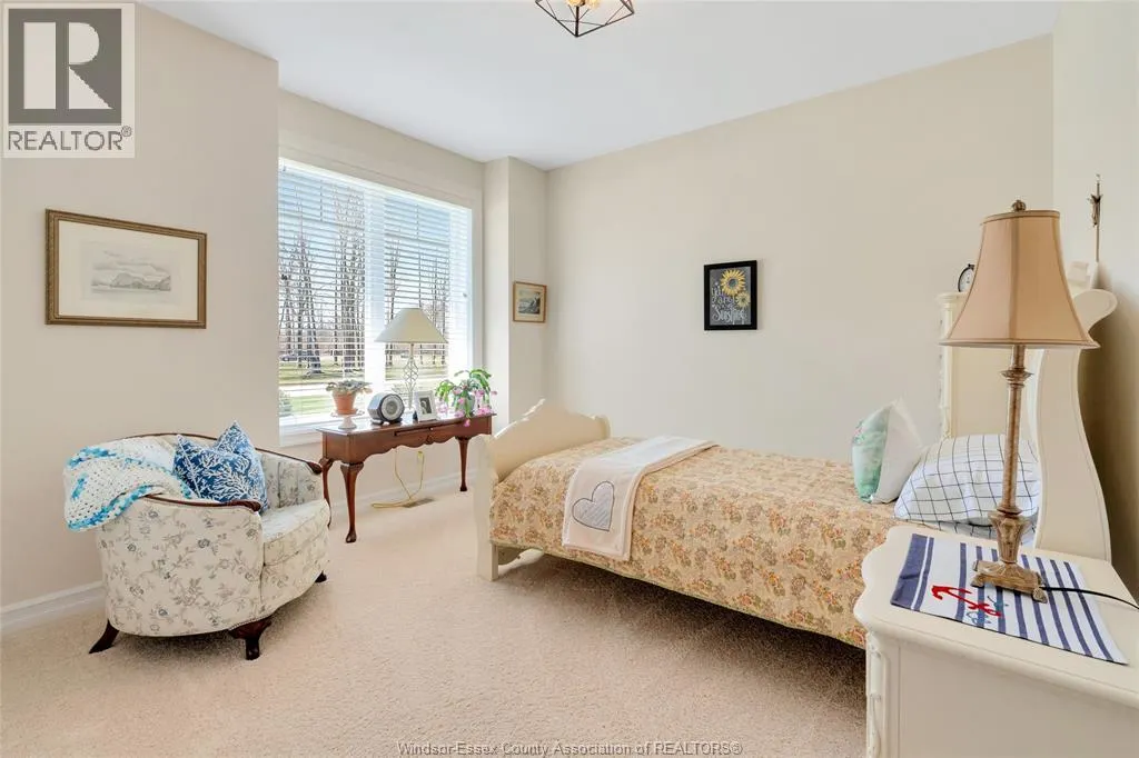 554 GOLD COAST DRIVE