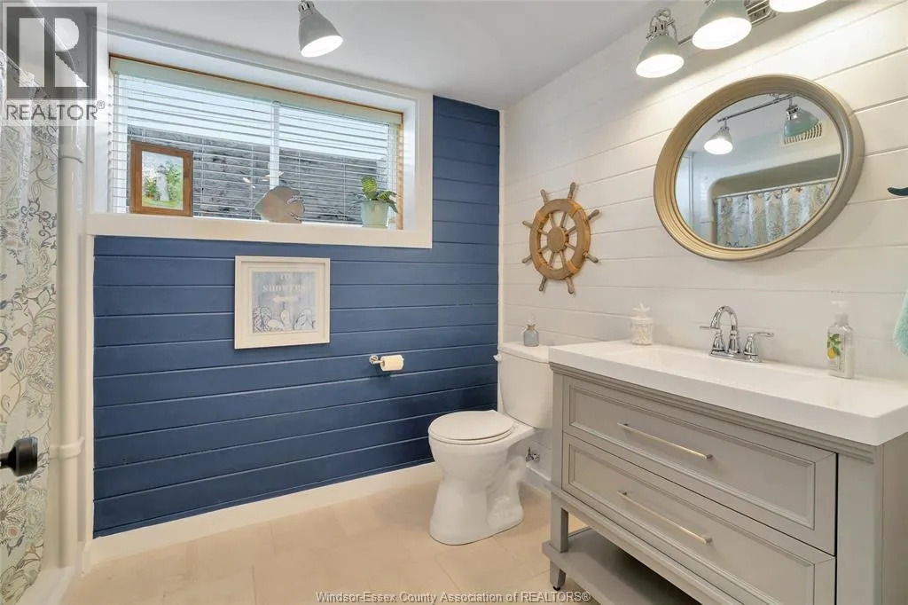 554 GOLD COAST DRIVE