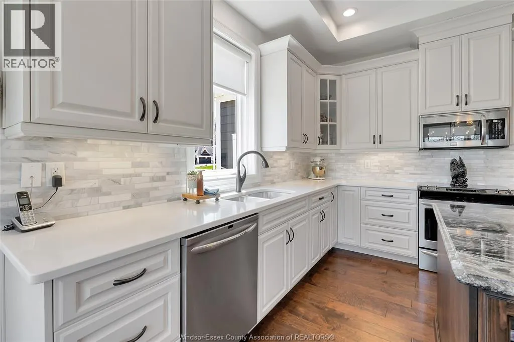 554 GOLD COAST DRIVE