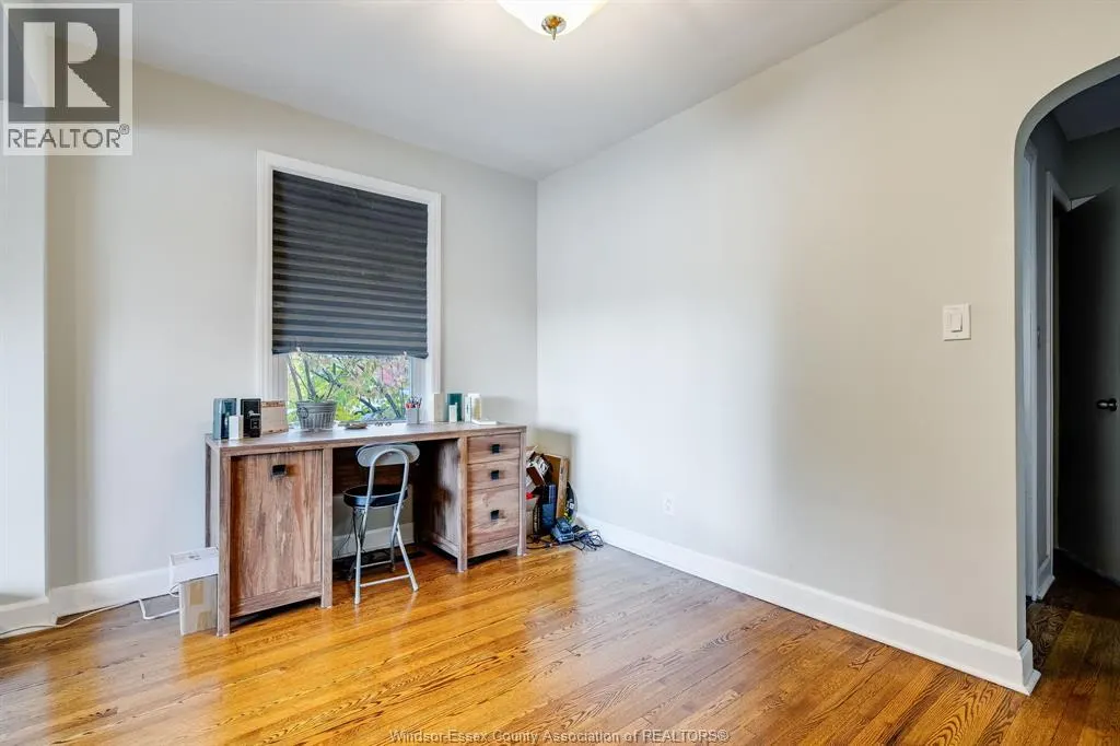 6245 Wyandotte STREET East