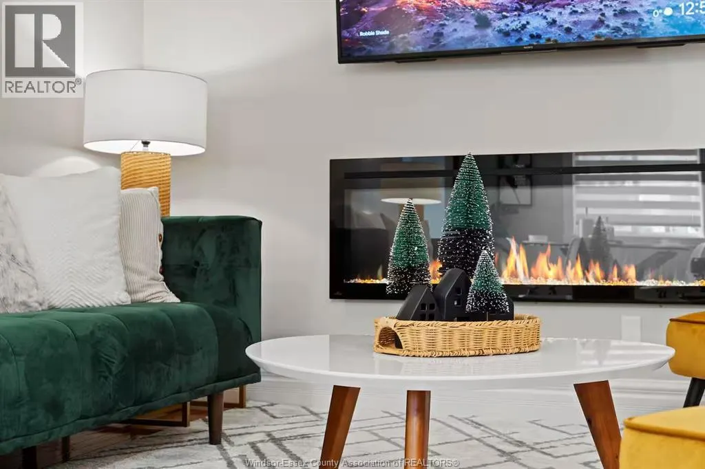 558 REAUME ROAD Unit# Upper