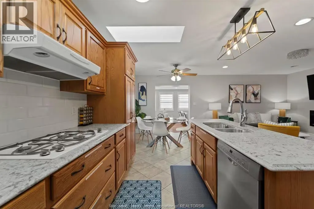 558 REAUME ROAD Unit# Upper