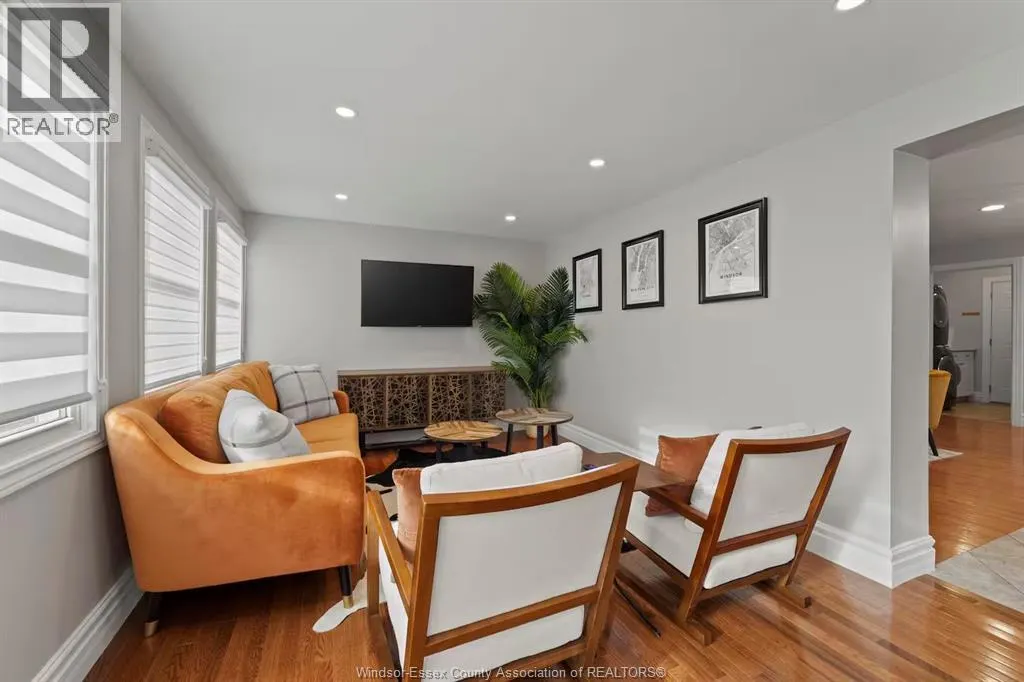 558 REAUME ROAD Unit# Upper