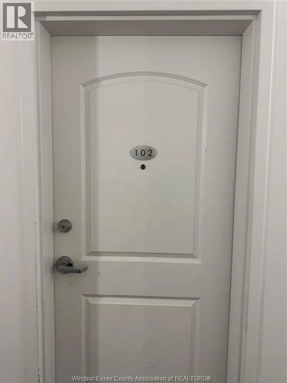 1888 WESTVIEW PARK BOULEVARD Unit# 102