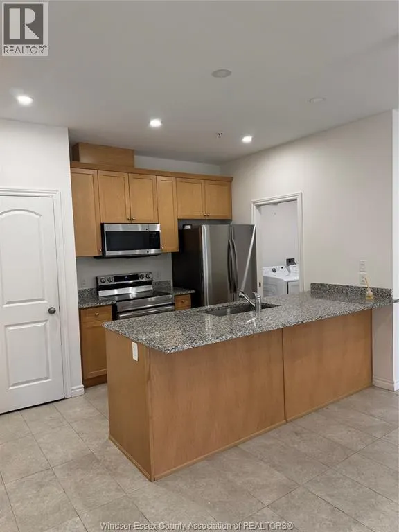 1888 WESTVIEW PARK BOULEVARD Unit# 102